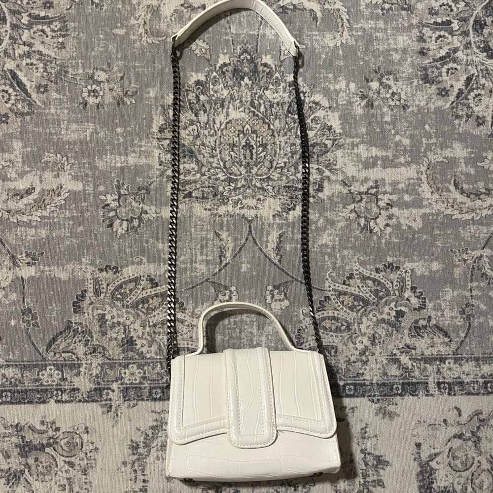 White zara purse